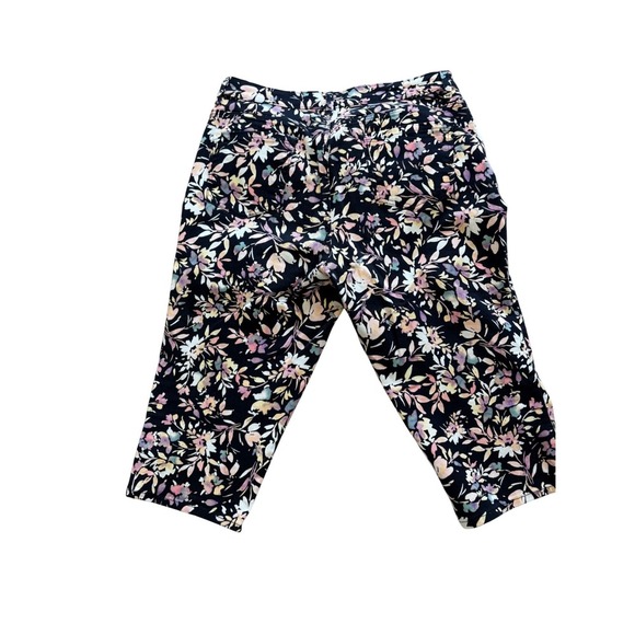 Gloria Vanderbilt Amanda Floral Print Capri Pants Women's 16W Black - Picture 4 of 6